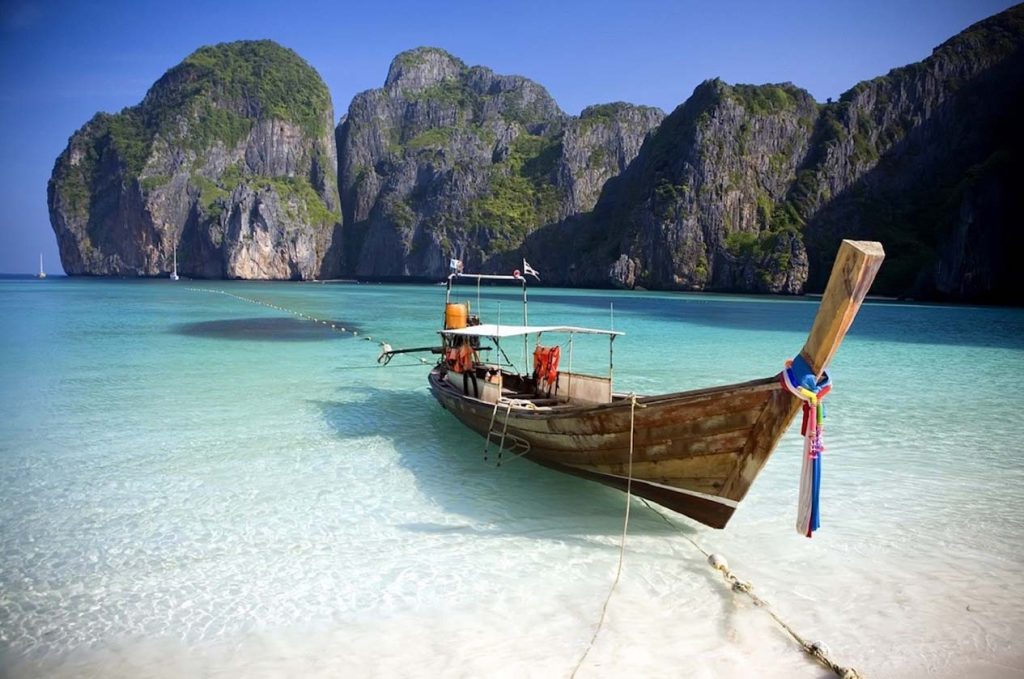 Navigating the Skies to Paradise: Finding the Perfect Flights to Andaman & Nicobar Islands