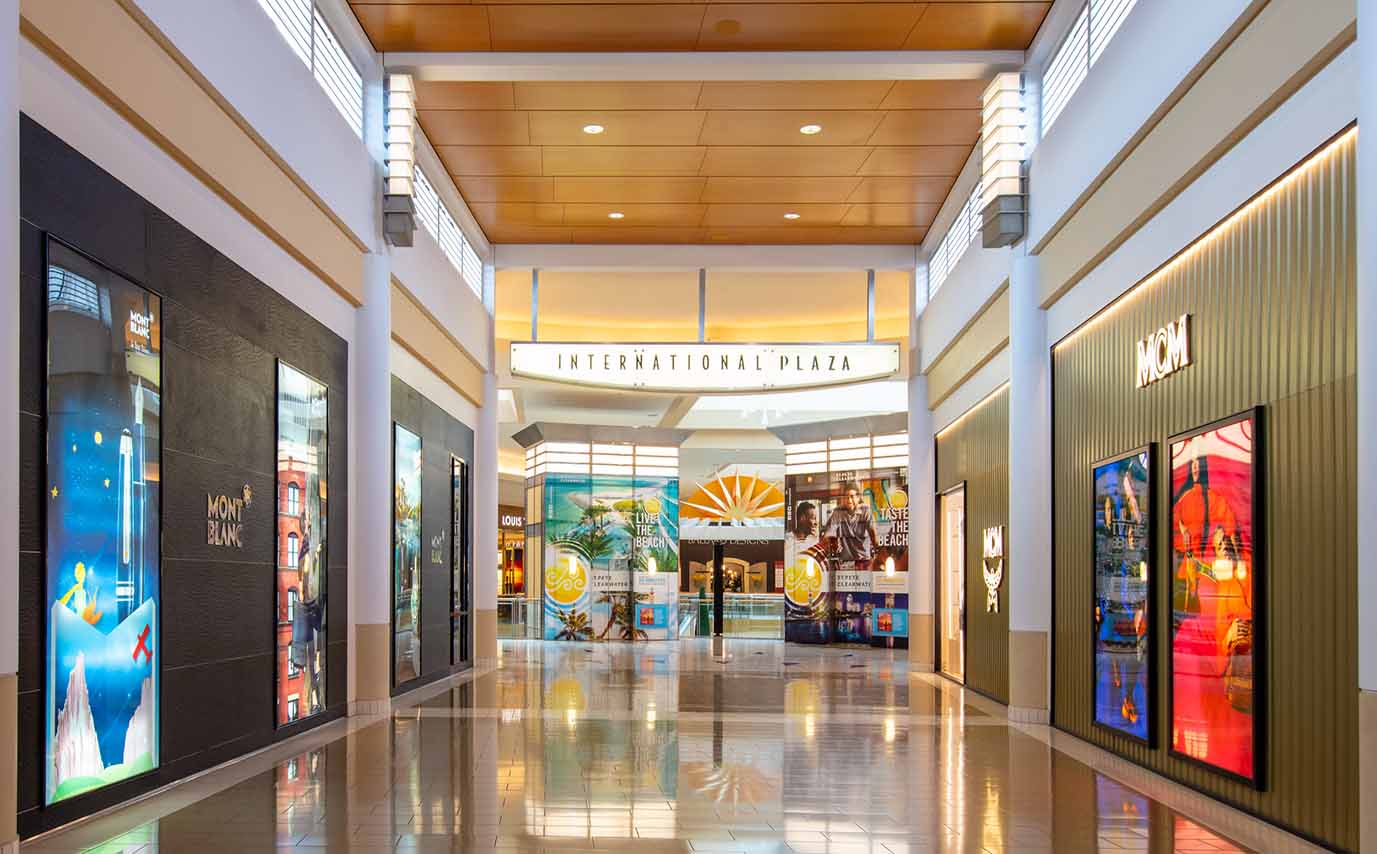 Tampa Shopping Streets & Mall Guide: A First-Person Exploration